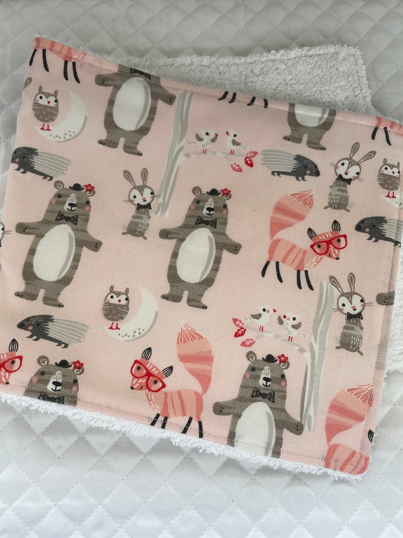 Handmade Bib /& Burp Cloth set Baby Shower gift Baby Bib Baby Gift set Newborn gift Animal Baby gift set Burp Cloth
