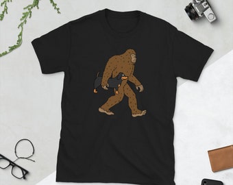 T-shirt Drôle Bigfoot Et Teckel - Design Sasquatch Promenant Un Chien Saucisse