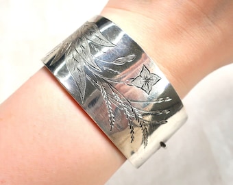 Antique Victorian 1883 wide sterling silver floral engraved hinged bangle cuff bracelet A/F