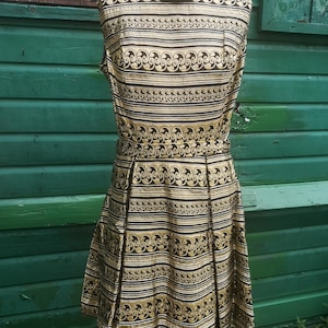 Vintage 1960er Jahre Gold und Schwarz Metallic gemustertes Brokat Abendkleid, Größe ca