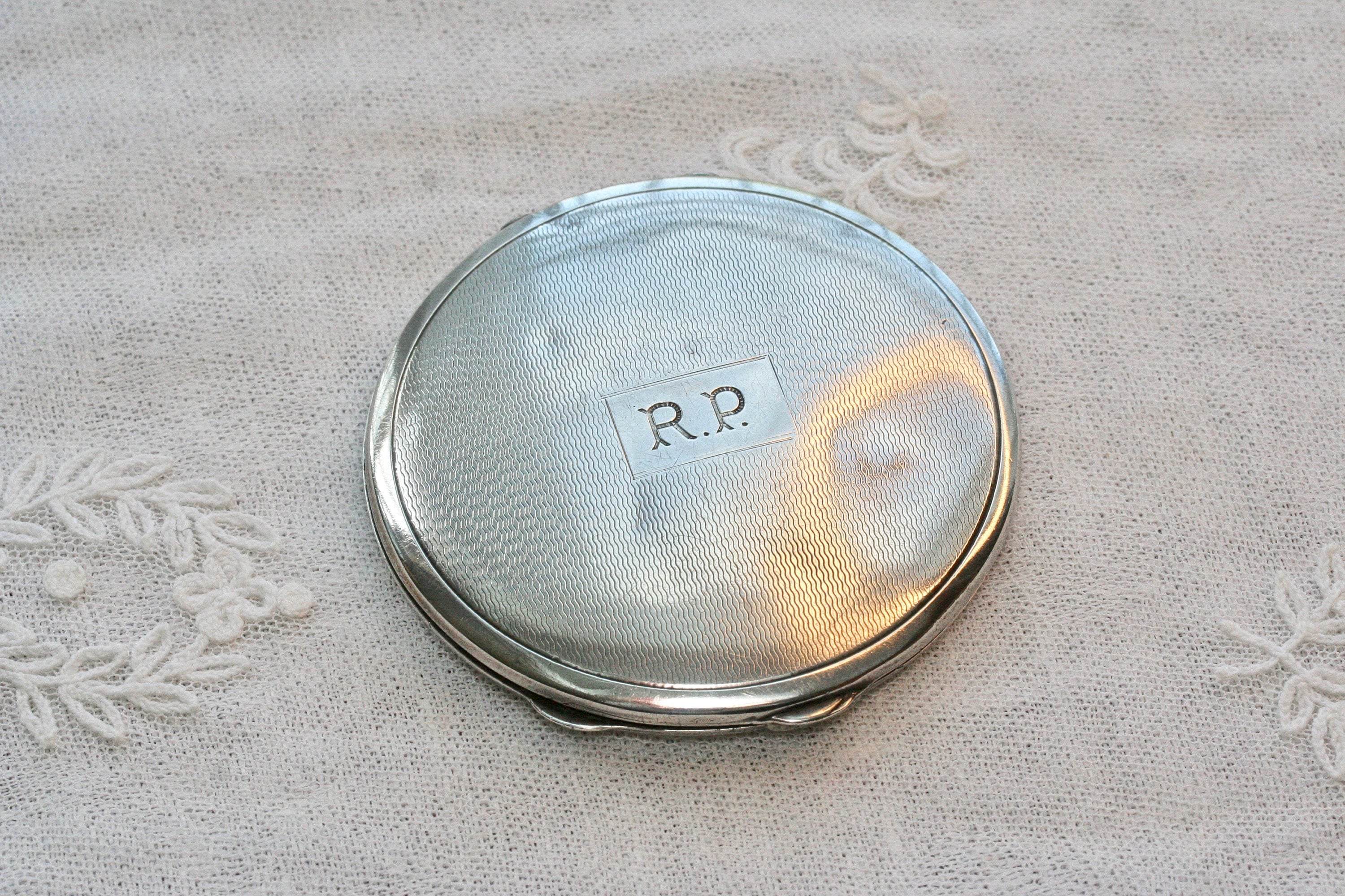 Vintage Sterling Silver Compacts - Etsy - Page 5