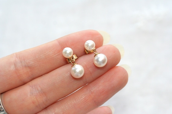 Old Vintage 9ct 9k Gold Cultured Pearl Screw Back Earrings Cherry Style Solid 375 Yellow Retro Pearls Bead Ladies Womens Jewellery Jewelry
