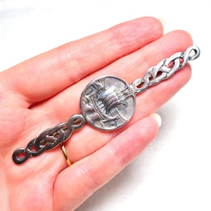 Vintage c1930s Scottish sterling silver Iona Alexander Ritchie inspired kilt pin brooch