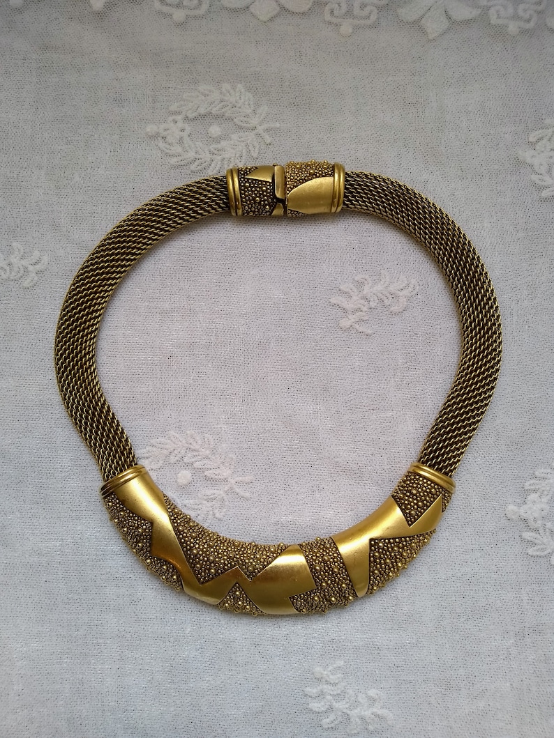 Vintage 1980s Monet gold tone collier collar style statement necklace