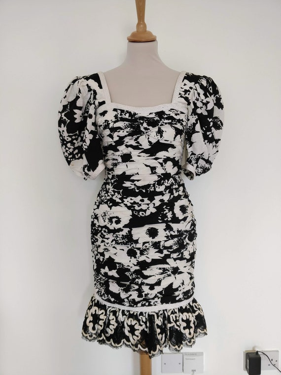 Vintage 1980s Emanuel Ungaro monochrome floral coc