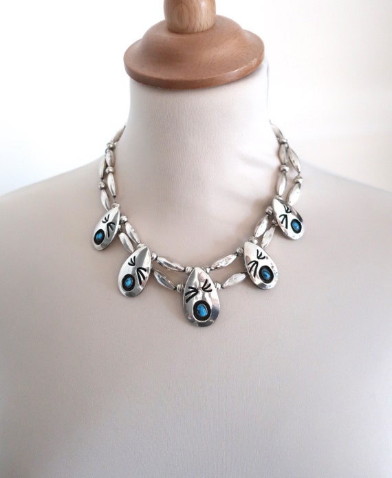 Fantastic Vintage Native American Navajo Jet Sterling Silver Necklace And Earring Set Fantastic Vintage Native American Navajo Jet Sterling Silver Necklace And Earring Set