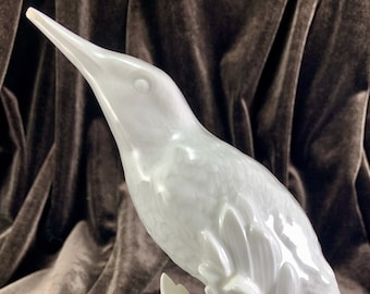 Vintage Germany KPM White Kingfisher Bird Figurine Designed by Johann Baptist Pedrozzi