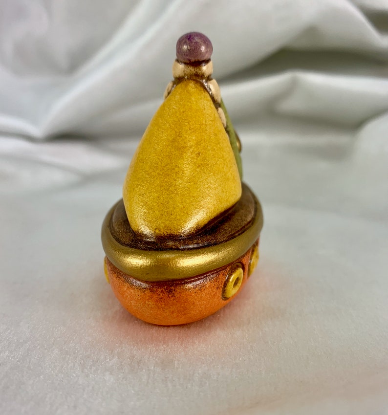 Thun Bolzano Italy Ceramic Sailing boat with Hearts Rare find