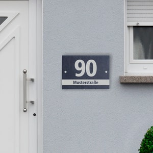 Hausnummer aus Schiefer Namensschild Haustür Hausnummernschild Hausnummer mit Straßennamen 300x200 mm Querformat 2 Abstandshalter Bild 5