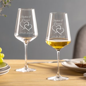 2 Leonardo Puccini wine glasses with engraving as a wedding gift Personalized wine glasses Gifts for couples Two hearts image 2