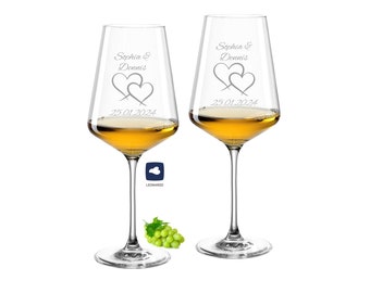 2 Leonardo Puccini wine glasses with engraving as a wedding gift - Personalized wine glasses - Gifts for couples - Two hearts