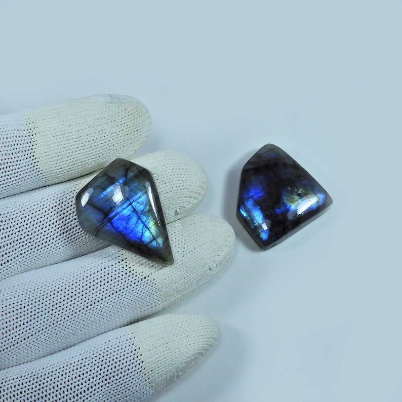 Polished Labradorite loose stone for Silver jewelry 70 Cts Natural Blue Labradorite Gemstone Wholesale Labradorite Cabochon BL-01 2 Pcs