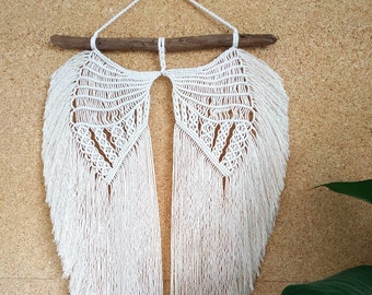 Macramé wall decoration "Angel wings" boho chic 69x35cm ecru on driftwood