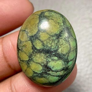 Petal Green Treasure Mountain Turquoise, Oval Cabochon, 30x24x7 MM, 30 CTS, Beautiful Cabochon, #L-869