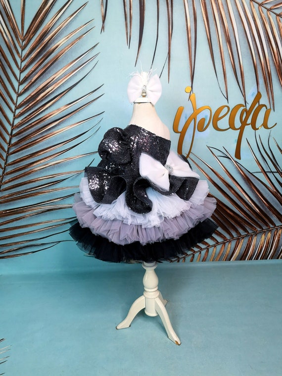 Black and white pageant dresses deals