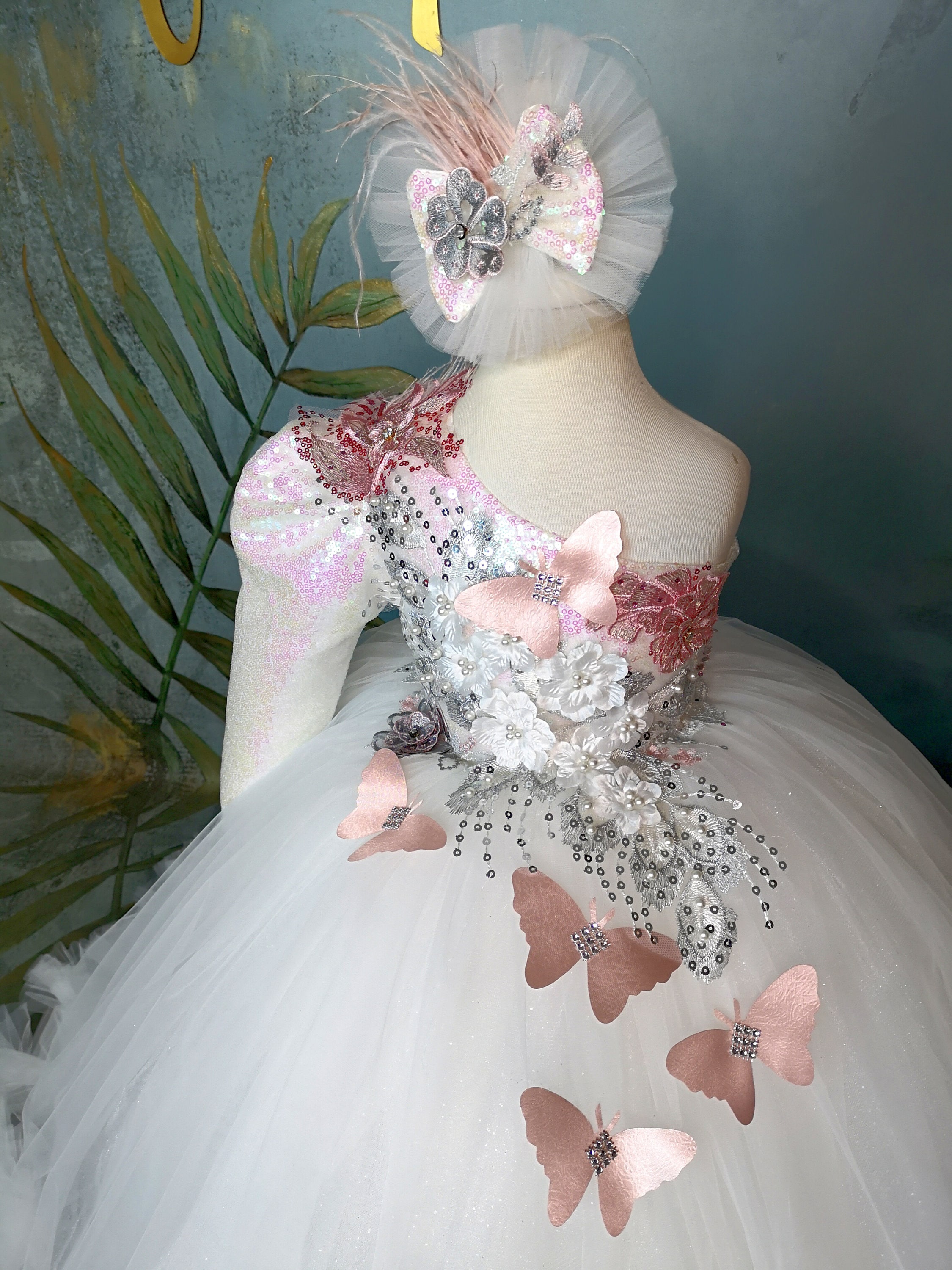 Luxury Flower Girl Butterfly Dress for Wedding White Long Tail