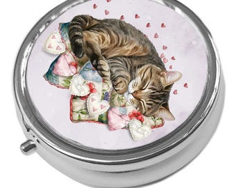 Metal Pill Box - Cat Trinket Box - Cottage, Shabby Chic Tabby Cat