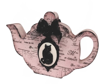 Black Cat Gothic Pink Vintage Tea Pot Shelf Sitter