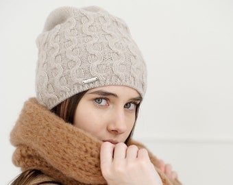 Frost Hats Cashmere Slouchy Cable Knit Hat Beige