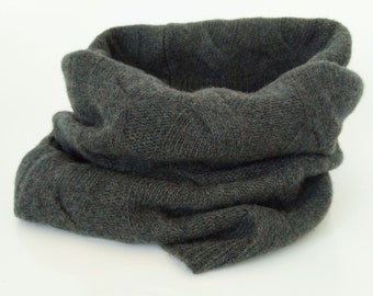 Frost Merino Wool and Cashmere Neck Warmer