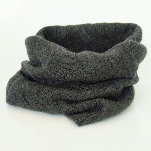 Frost Merino Wool and Cashmere Neck Warmer