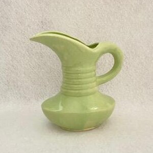 Vintage Fredericksburg Art Pottey Co. Green Pitcher / Vase
