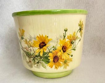 Vintage Takahashi Floral Planter: Speckled Ceramic Plant Pot