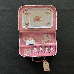 Sass belle tea set deals