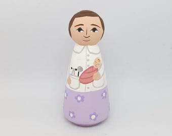 St. Gianna Molla Peg Doll, Saint Peg Dolls, Catholic Gift, Baptism Gifts, Confirmation Gifts, First Communion Gift, Easter Basket Ideas