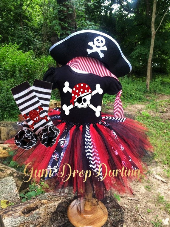 Skull and Crossbones Pirate Girl Costume Skull and Crossbones Pirate Girl Costume