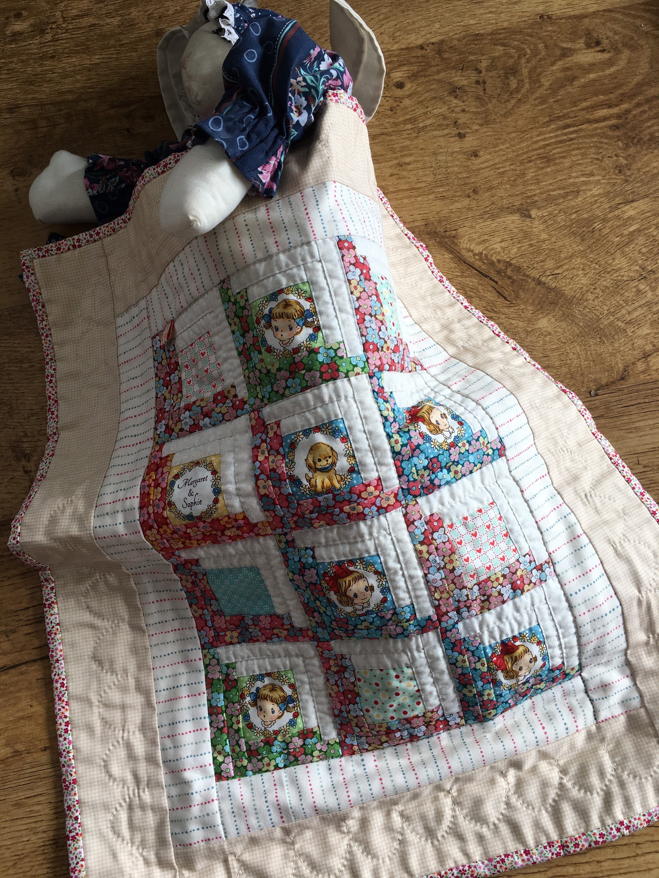 Doll Quilt/Wall hanging/Table centrepiece Etsy