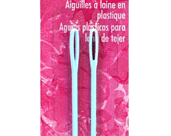 Susan Bates Luxite Plastic Yarn Needle 2 3/4 Inch