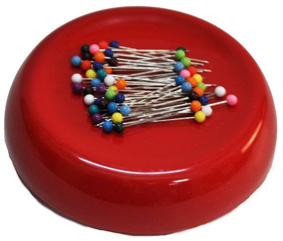 Grabbit Magnetic Pincushion (Red)