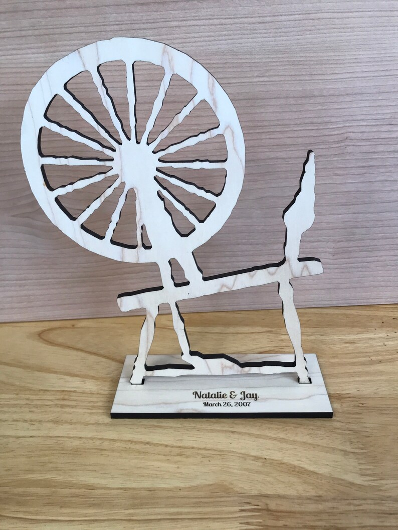 Wood Display Spindle Large Spinning Wheel 15 Sleeping Beauty