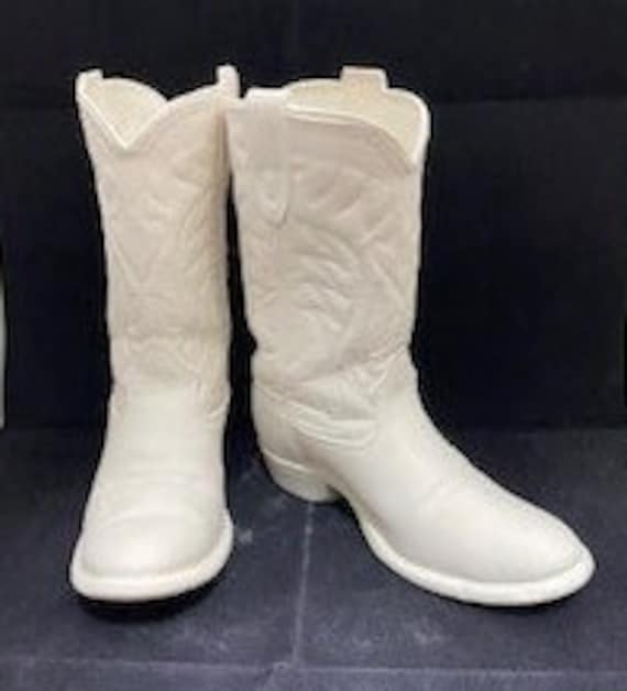 Left and deals right boots