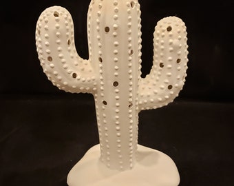 Cacto de cerâmica sem pintura, em biscoito inacabado, pequeno cacto de Natal de 20 cm de altura, pronto para pintar, iluminado, com furos/lâmpadas/kit de iluminação disponíveis.