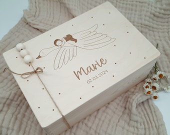 Personalisierte XL Erinnerungsbox kleine Gans / personalisierte Erinnerungskiste Baby Holz / Taufe / Geschenk Geburt