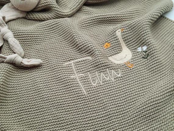 Babydecke personalisiert 6 Farben / Strickdecke / Geschenk zur Geburt / Taufe / Decke kleine Gans mit Namen