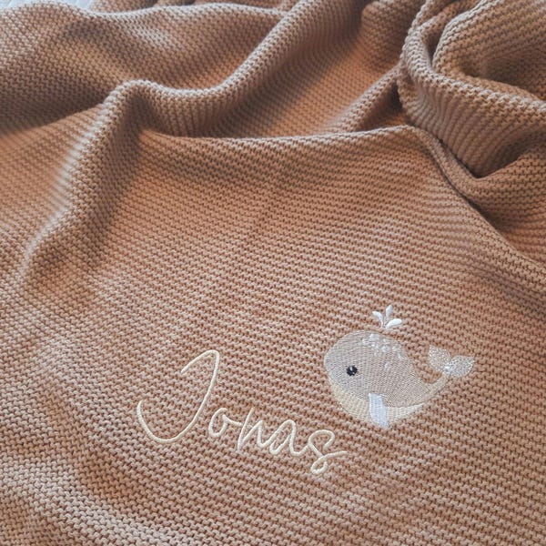 Personalized baby blanket, 6 colors / knitted blanket / gift for birth / christening / whale blanket