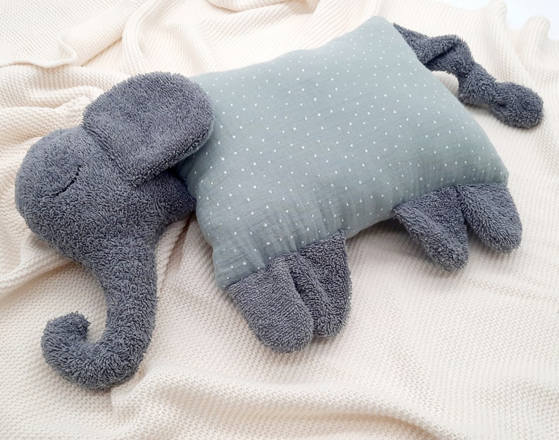 Namenskissen / Kuschelkissen Elefant dunkelgrau mit Musselin in Wunschfarbe Bild 1