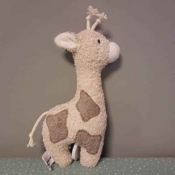 Spieluhr kleine Giraffe sand mit Wunschmelodie