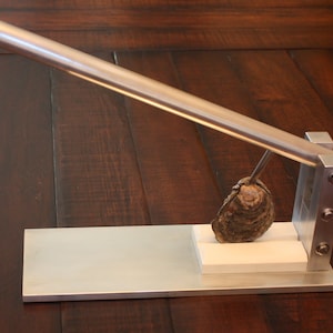 Oyster Shucker - Professional Grade