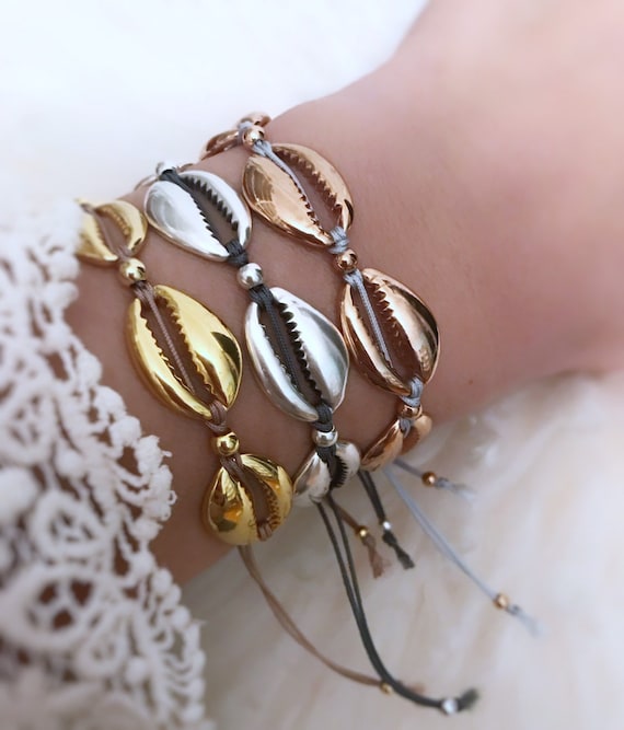 Dainty Gold Cowrie Shell Bracelet 18k Gold Shell Dainty Bracelet, Dainty Cowrie  Bracelet, Repeating Shell Bracelet, Puka Shell Bracelet - Etsy