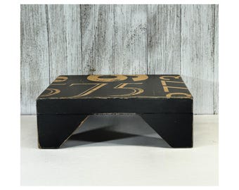 Rustic Wooden Riser Display Stand - Handcrafted Farmhouse Decor with Industrial Chic Style