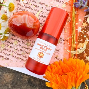 Sacral Chakra Roller & Crystal Set - Chakra Healing - Sardonyx Crystal - Chakra Balance - Energy Healing - Aromatherapy Set - Delicata House