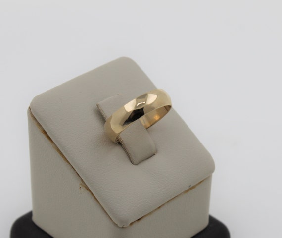 Vintage 1960s Handmade Solid 14K Wedding Band Ring - image 2