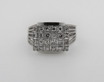 Antique 1900s Handmade Victorian Era 14K White Gold Old European Cut Diamonds Ring.