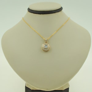 Vintage Handmade 14K Solid Yellow Gold Natural Diamond Pendant Necklace