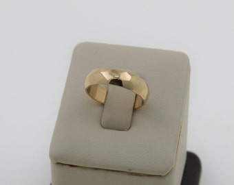 Vintage 1960s Handmade Solid 14K Wedding Band Ring