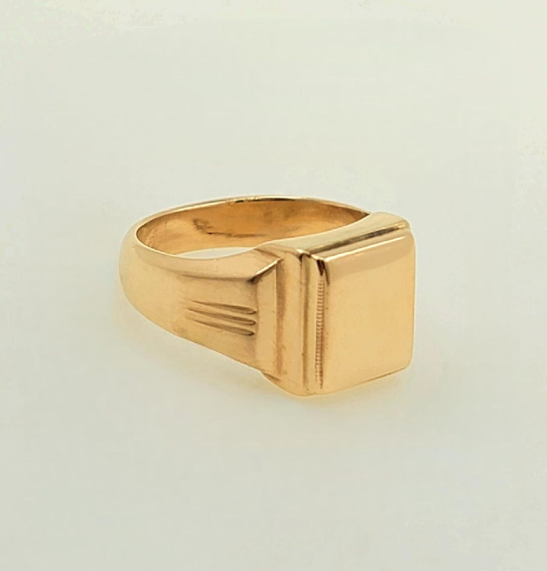 Vintage 1960s Handmade 14K Yellow Gold Signet Ring, Size 6 1/4 - Etsy